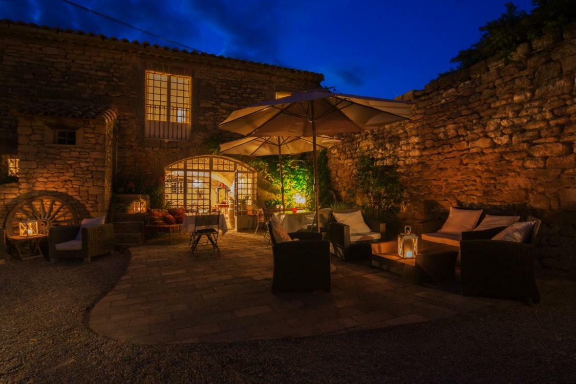 Mas De La Rivoire B&B Villevieille Экстерьер фото