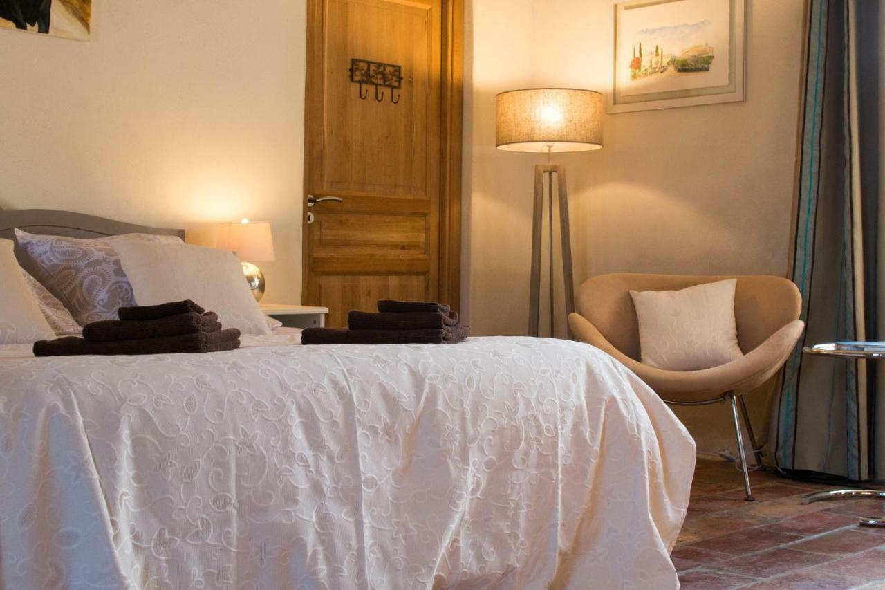 Mas De La Rivoire B&B Villevieille Экстерьер фото