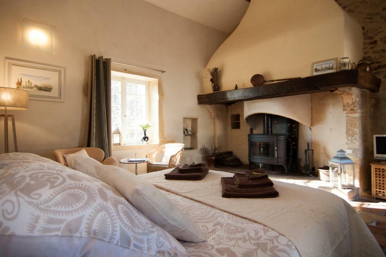 Mas De La Rivoire B&B Villevieille Экстерьер фото