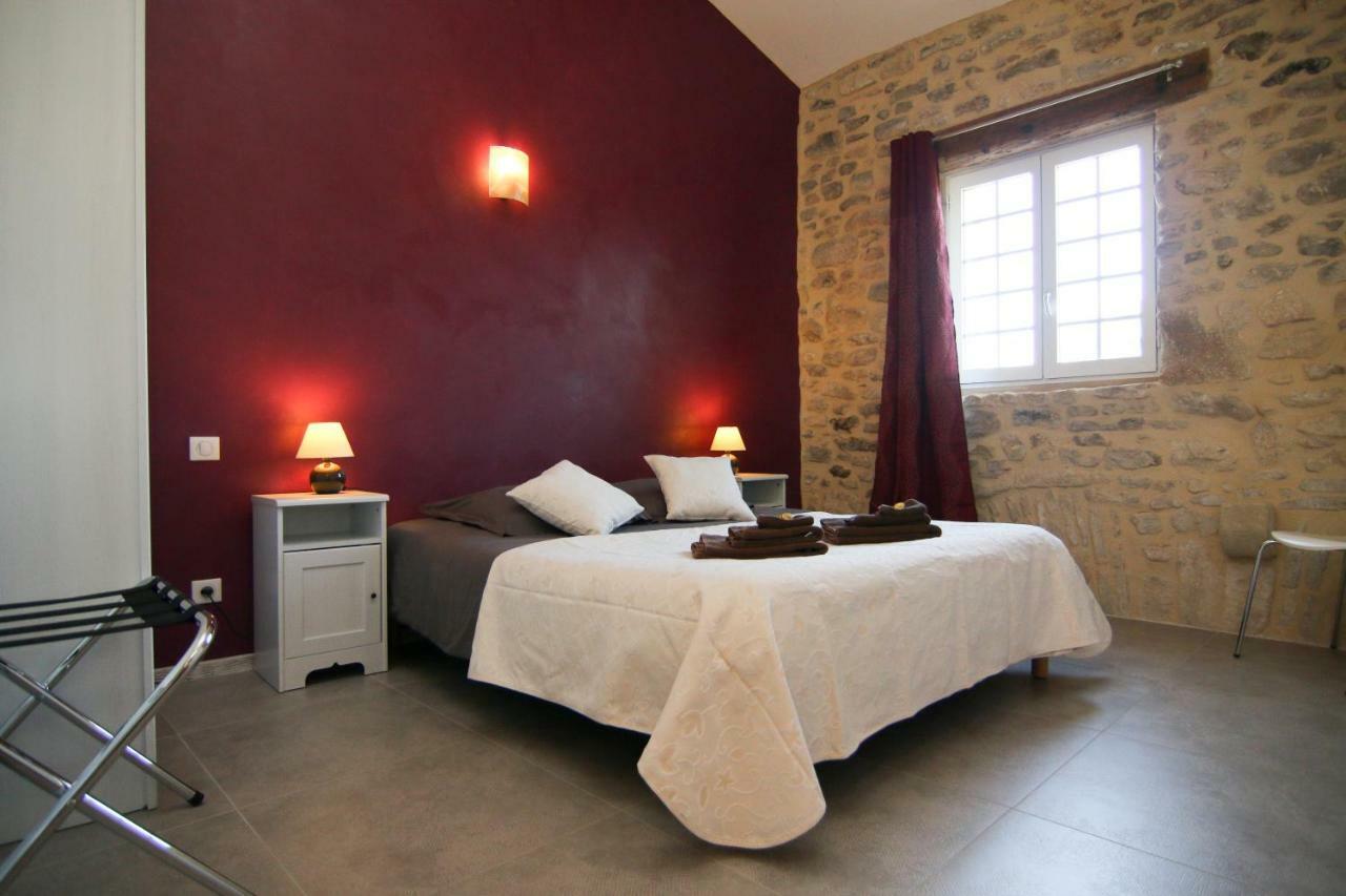 Mas De La Rivoire B&B Villevieille Экстерьер фото